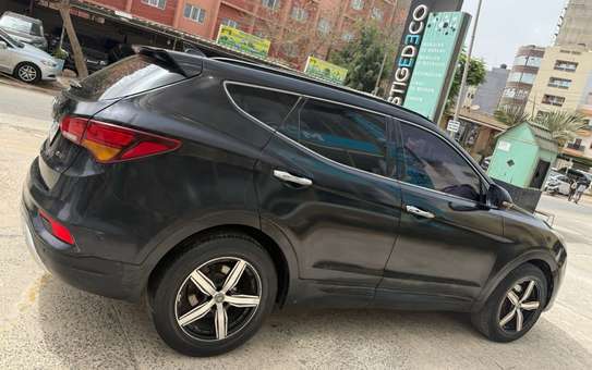 Hyundai santafe 2016 image 3