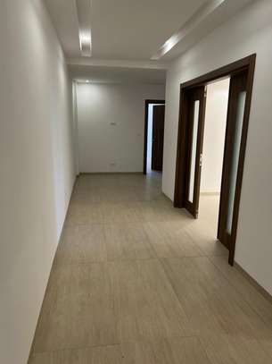 Appartement F4 neuf à louer à Mermoz image 2