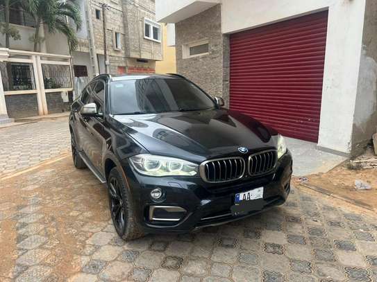BMW x6 image 1