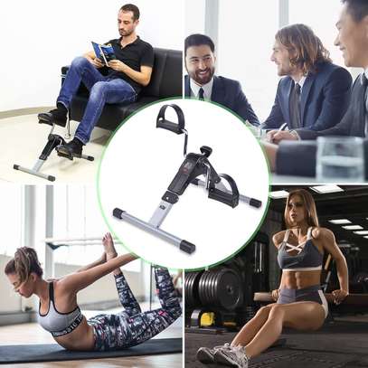 Mini vélo d'exercice pour jambes et bras - hommes et femmess image 1