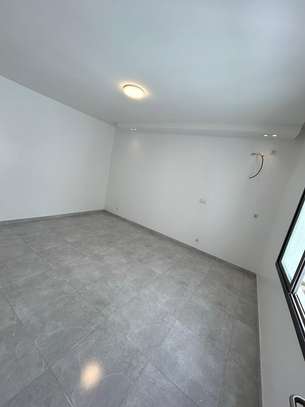 DUPLEX AUX ALMADIES image 9