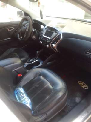 Hyundai Tucson limited awd 2013 image 4