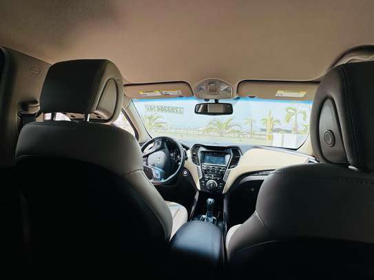Hyundai santafe 2017 image 6