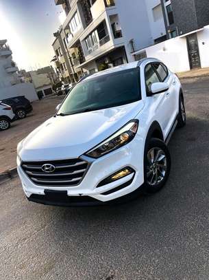 Hyundai Tucson image 2