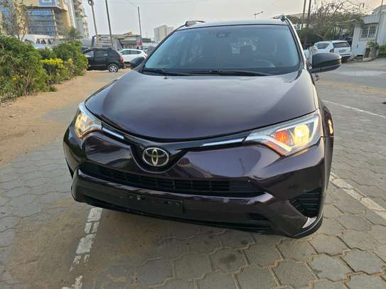 Toyota rav4 2018 image 2