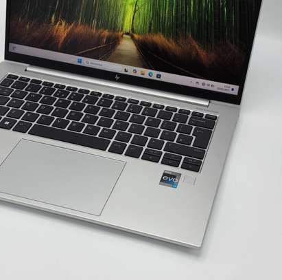 HP Elitebook 840 G10 13th Gen i5 14 Pouces image 1