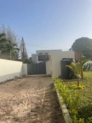 Villa neuve plein pied Fann image 3