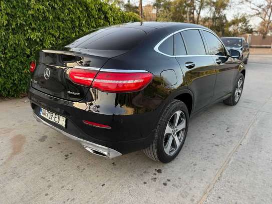 MERCEDES GLC 300  2019 image 9