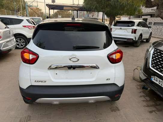LOCATION RENAULT QM3 image 2