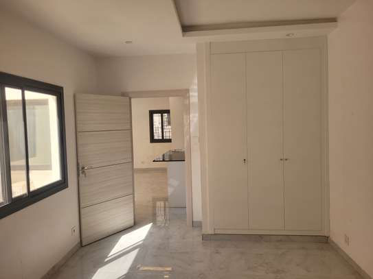 Trois chambres à louer par mois image 10