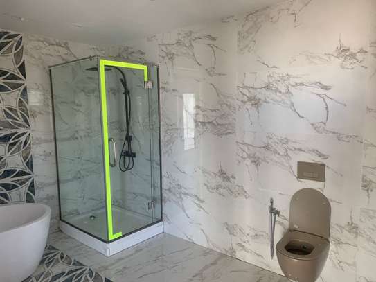 Villa R+2 à louer aux Almadies ! image 14