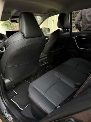 Rav4 hybride  Annee 2024 image 7