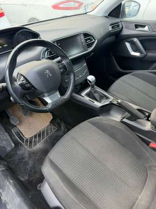Peugeot 308_2017 image 3