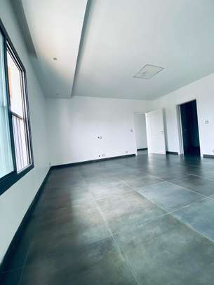 Bel appartement à Yoff Onomo image 12
