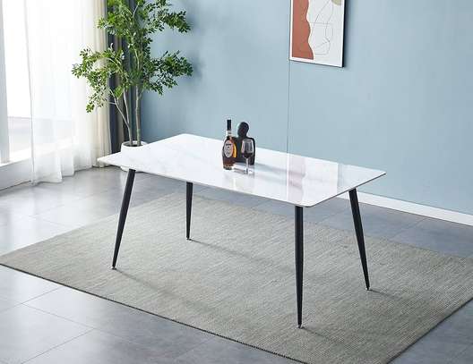 table à manger 4 places sans chaise image 2