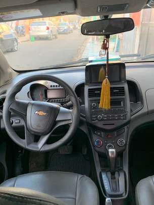 Chevrolet Aveo 2015 image 5