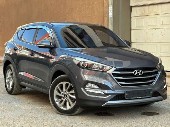 Hyundai tucson image 3