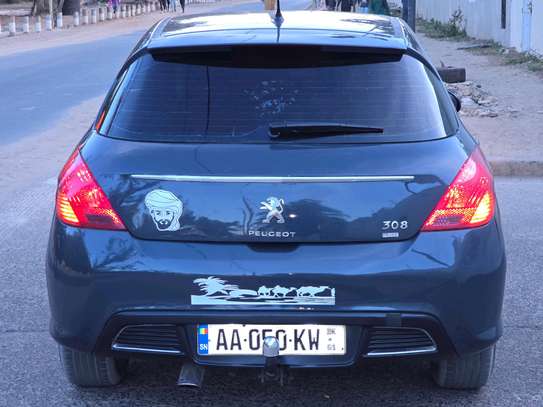 PEUGEOT 308 image 2
