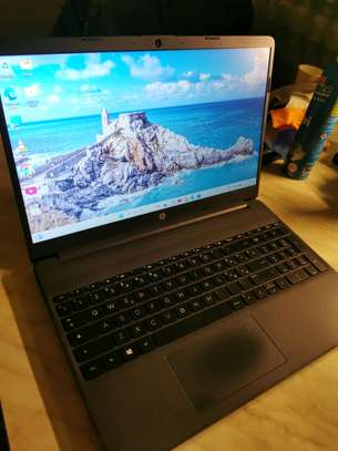 HP 15S AMD Ryzen 3 8GB Ram 256GB Ssd image 7