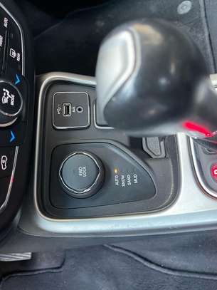 Jeep compass 2019 image 9