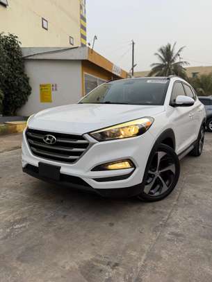 HYUNDAI TUCSON SPORT ANNEE 2018 image 9