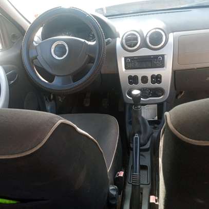 URGENT - Dacia Logan MCV Break (2012) Diesel image 3