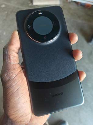 HUAWEI MATE 60 PRO PLUS image 4