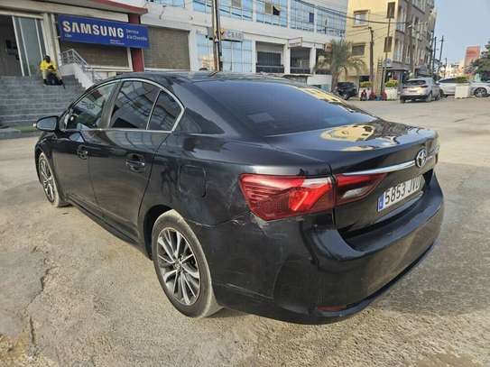 TOYOTA AVENSIS 2017 image 2