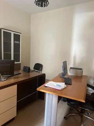 A louer f4  aux maristes usage de bureau image 1