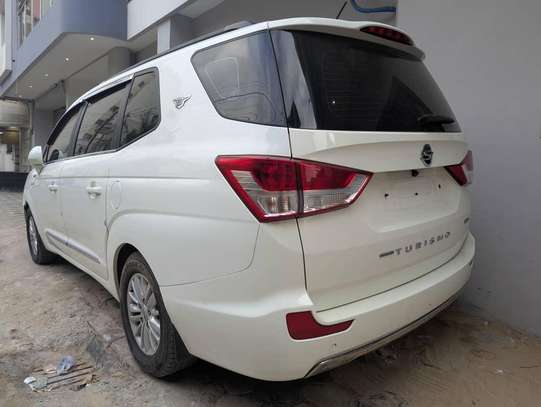 SsANGYONG TURISMO année 2017 image 10