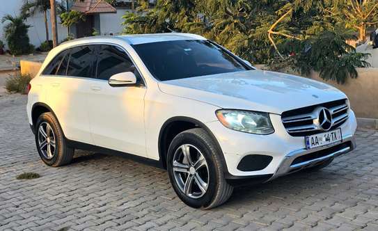 Mercedes GLC 300 image 10