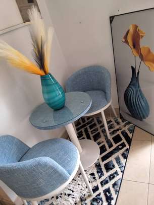 Ensemble table et chaise de luxe image 1