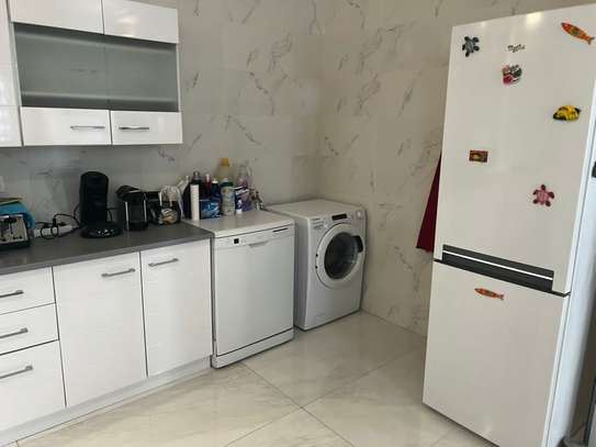 Villa meublée à louer aux Almadies côté Corniche image 2