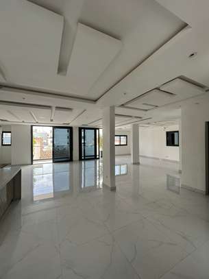 Superbe appartement de type F4 à louer image 1