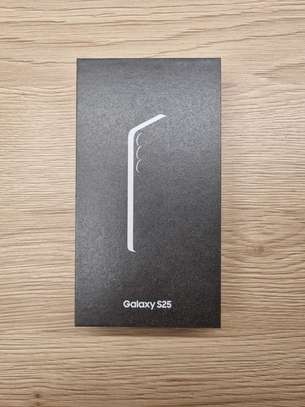 Galaxy s25 256g 12g neuf scellé image 1