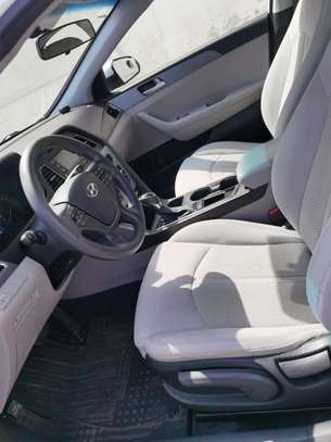 LOCATION HYUNDAI SONATA ESSENCE/AUTOMATIQUE image 6