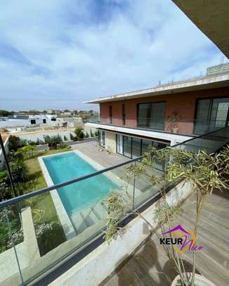 Villa d'architecte à vendre à Saly Joseph image 3