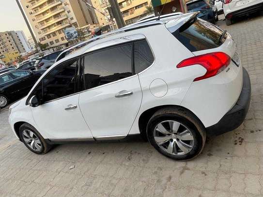 Peugeot 2008 2016 image 10