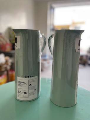 Thermos vert pastel design moderne image 1