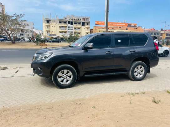 Toyota Prado 2019 VXR image 10