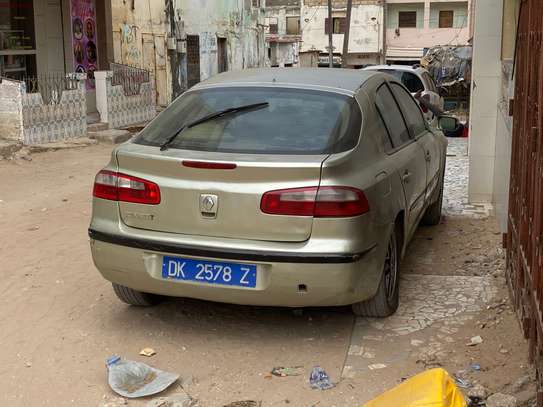 Renault Laguna image 4