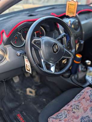 Renault duster 2015 image 4