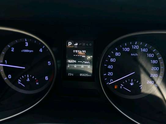 Hyundai santafe 2017 4x4 image 7