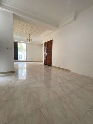 Maison à louer aux Almadies image 7