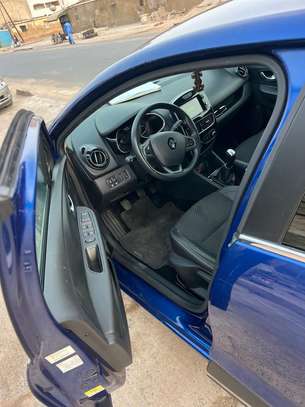 Renault Clio 4 Intense 2019 image 2