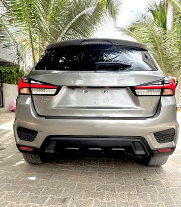 Mitsubishi Outlander 2020 image 9