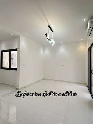 À louer – Appartement F4 neuf aux Mamelles image 3