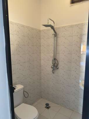 Appartement meublé à Diass image 3