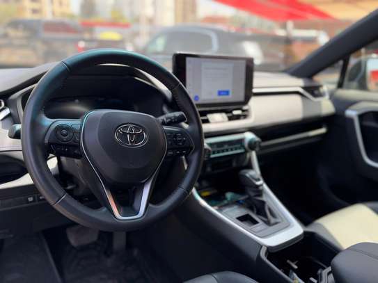 Toyota RAV 4 2024 image 8