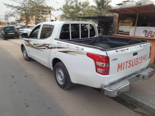 MITSUBISHI L200 2018 image 10
